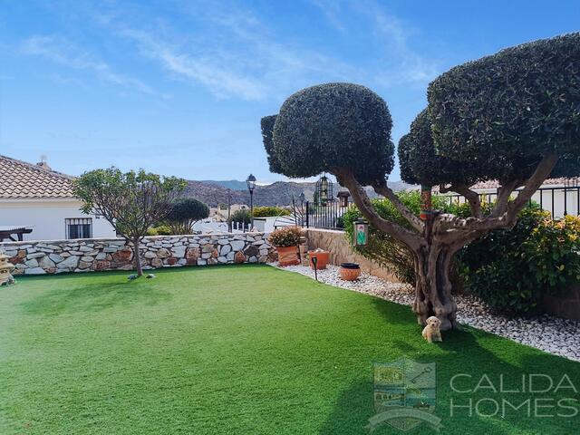 Villa Cereza: Revente Villa à vendre dans Arboleas, Almería