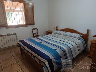 Villa Cherry: Resale Villa in Arboleas, Almería