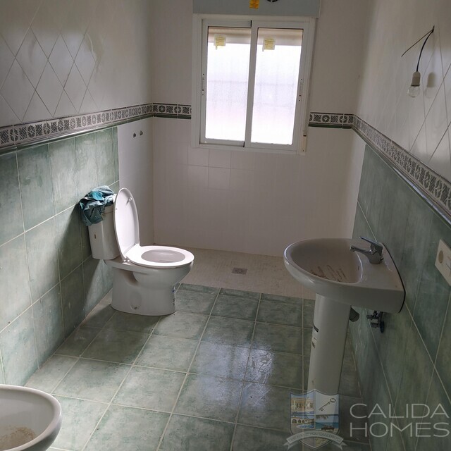 Villa Chica : Resale Villa for Sale in Arboleas, Almería