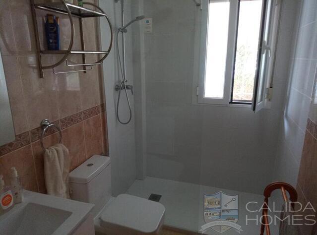 Villa Clivia: Resale Villa for Sale in Arboleas, Almería