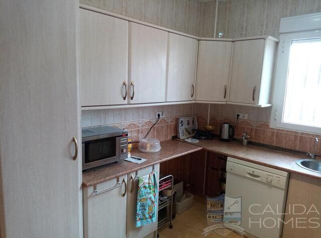 Villa Clivia: Resale Villa for Sale in Arboleas, Almería