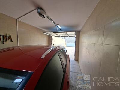 Villa Conchi: Resale Villa in Arboleas, Almería