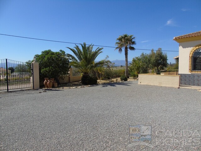 Villa Crimson: Resale Villa for Sale in Albox, Almería