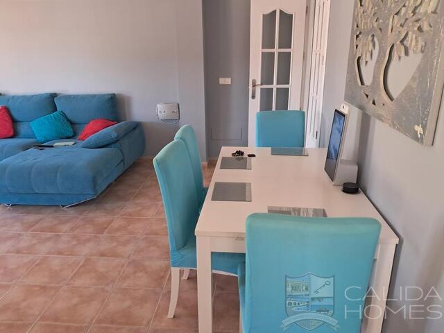 Villa Cupida: Resale Villa for Sale in Arboleas, Almería