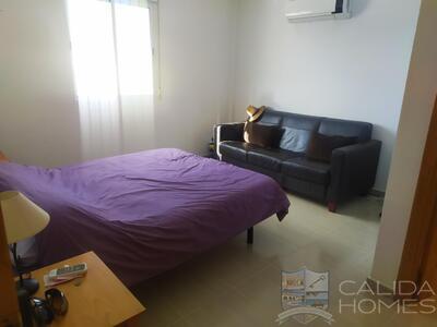 Villa Daisy : Resale Villa in Arboleas, Almería
