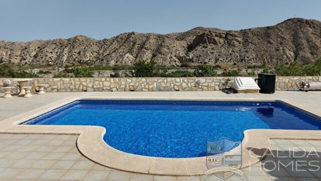 Villa Darling : Resale Villa for Sale in Arboleas, Almería