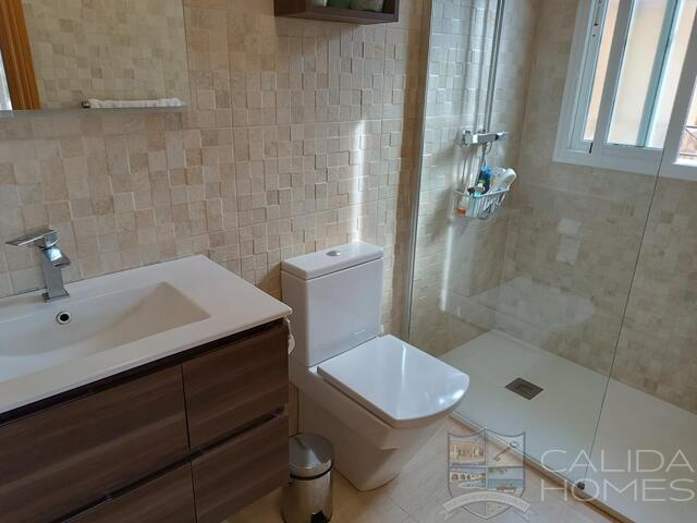Villa Darling : Resale Villa for Sale in Arboleas, Almería
