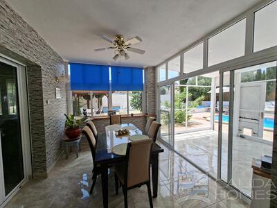Villa de Luces: Resale Villa in Arboleas, Almería