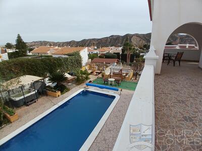 Villa De Suenos: Resale Villa in Arboleas, Almería