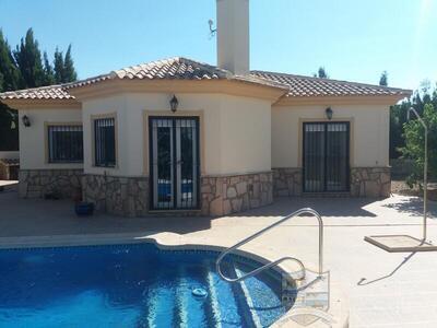 Villa de Yuccas : Resale Villa in Arboleas, Almería