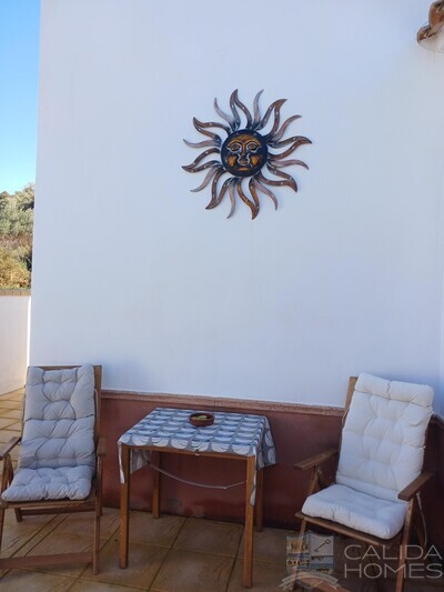 Villa Delight : Resale Villa in Arboleas, Almería