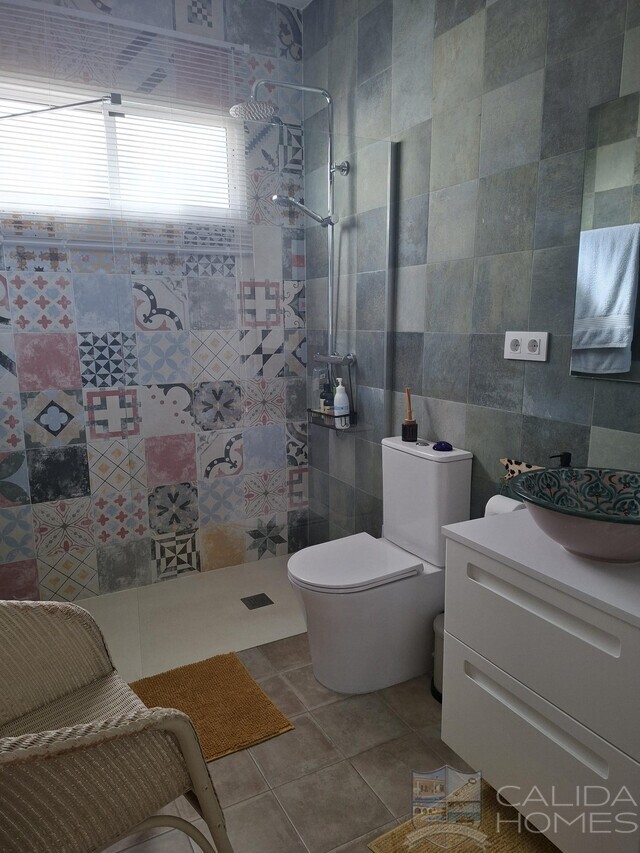 Villa Delight : Resale Villa for Sale in Arboleas, Almería