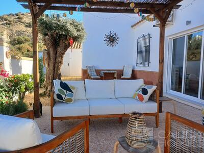 Villa Delight : Resale Villa in Arboleas, Almería