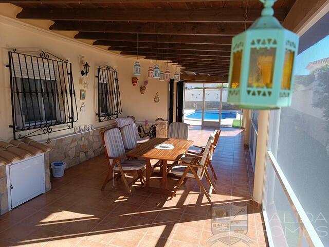 Villa Delphus : Revente Villa à vendre dans Arboleas, Almería