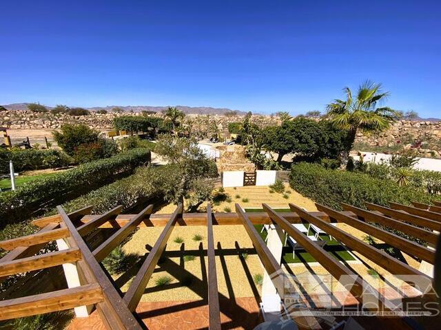Villa Desert Gold : Resale Villa for Sale in Cuevas Del Almanzora, Almería