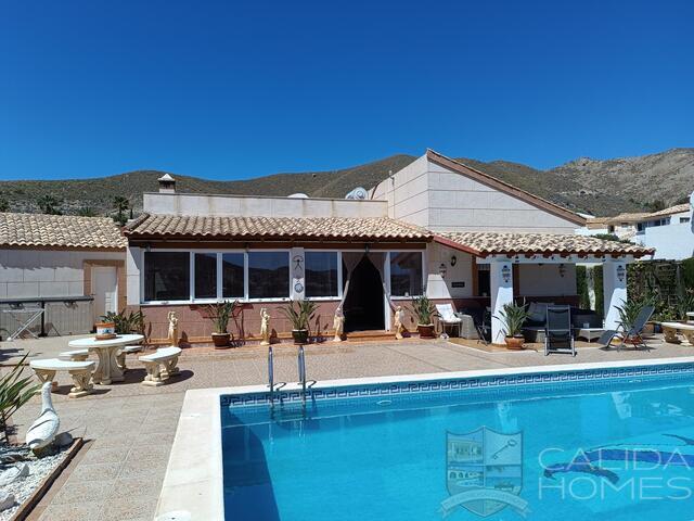 Villa Dragonfly : Resale Villa for Sale in Arboleas, Almería