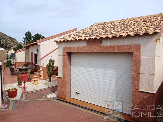 Villa Dragonfly : Herverkoop Villa te Koop in Arboleas, Almería