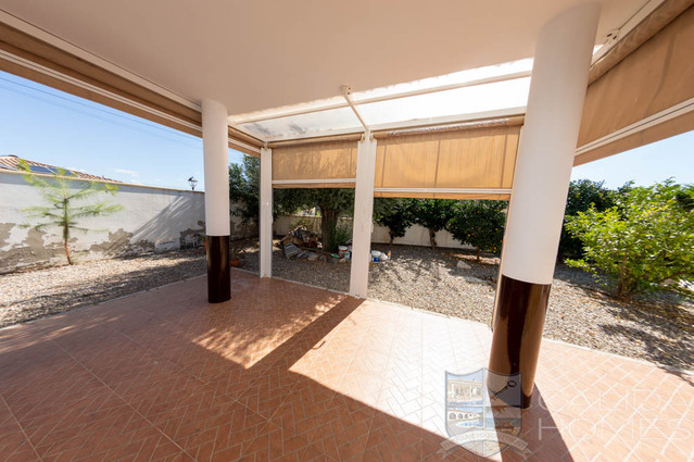 Villa Dulce : Resale Villa for Sale in Arboleas, Almería