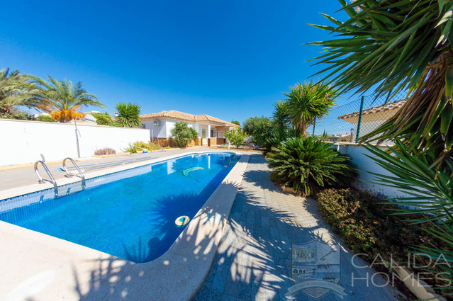 Villa Dulce : Resale Villa for Sale in Arboleas, Almería