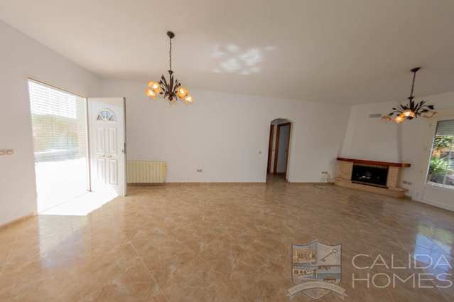 Villa Dulce : Resale Villa for Sale in Arboleas, Almería