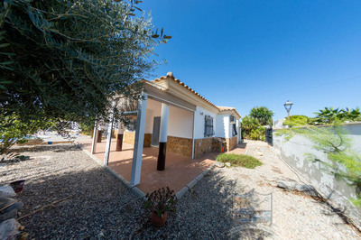 Villa Dulce : Resale Villa in Arboleas, Almería