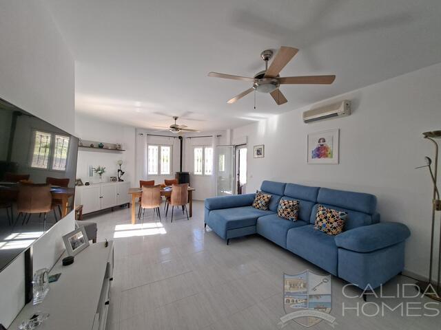Villa Dulce Suenos : Resale Villa for Sale in Arboleas, Almería