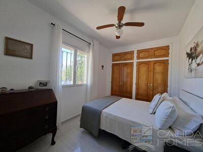 Villa Dulce Suenos : Resale Villa in Arboleas, Almería