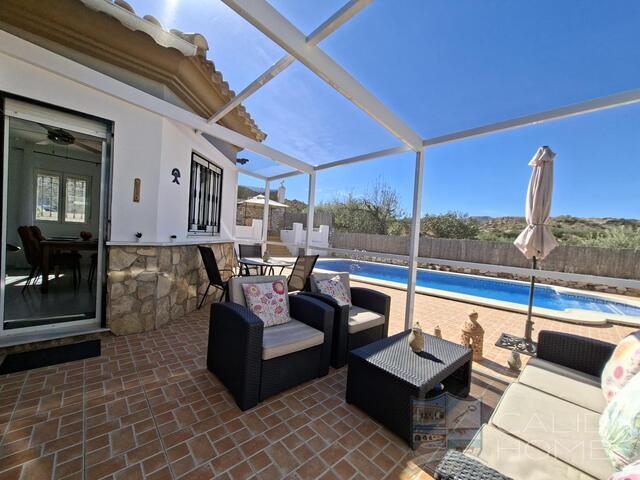 Villa Dulce Suenos : Resale Villa for Sale in Arboleas, Almería