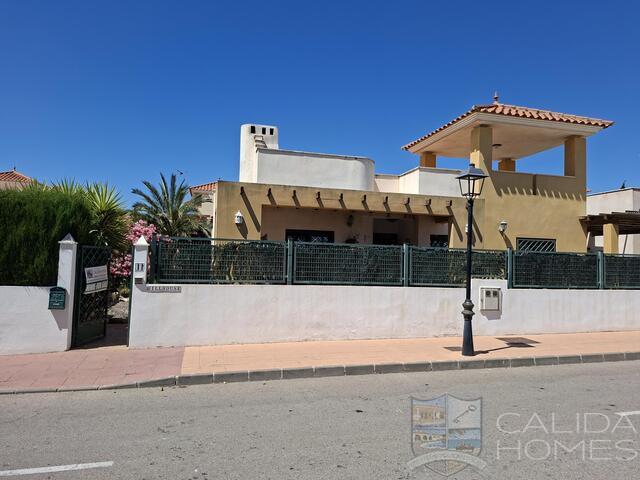 Villa Elefante : Resale Villa for Sale in La Alfoquia, Almería
