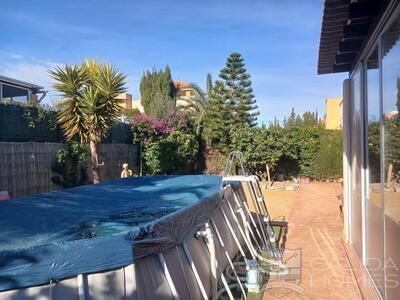 Villa Elefante : Resale Villa in La Alfoquia, Almería