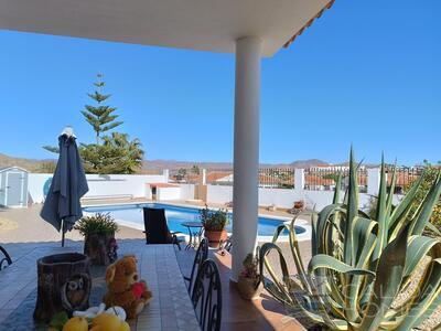 Villa Ellie: Resale Villa in Arboleas, Almería