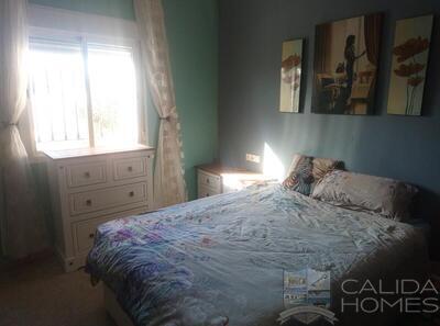 Villa Elm: Resale Villa in Arboleas, Almería