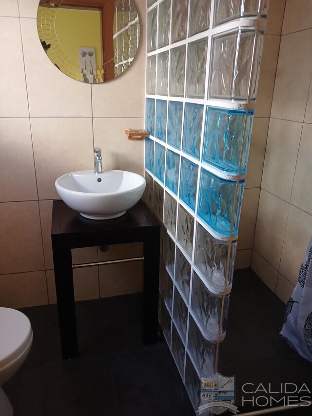 Villa Enchantment : Resale Villa for Sale in Partaloa, Almería