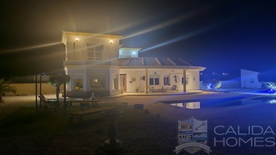 Villa Enchantment : Resale Villa in Partaloa, Almería