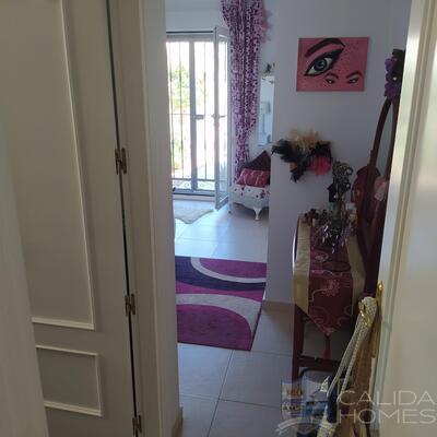 Villa Esperanza : Herverkoop Villa in Arboleas, Almería
