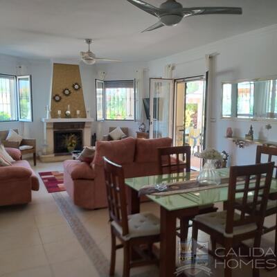 Villa Esperanza : Resale Villa in Arboleas, Almería