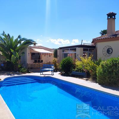 Villa Esperanza : Herverkoop Villa in Arboleas, Almería