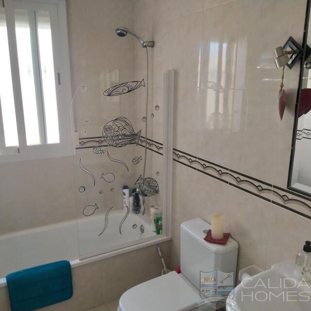 Villa Esperanza : Resale Villa for Sale in Arboleas, Almería