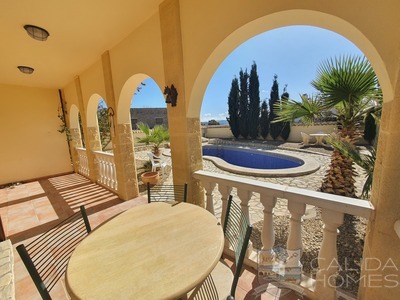 Villa Fantastico: Resale Villa in Zurgena, Almería