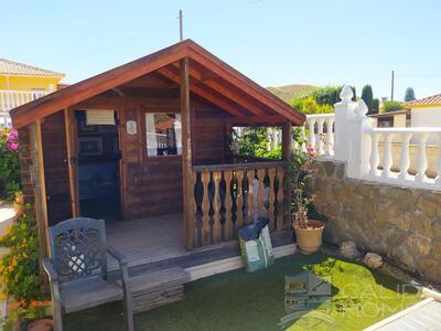 Villa Felicitas: Resale Villa in Arboleas, Almería