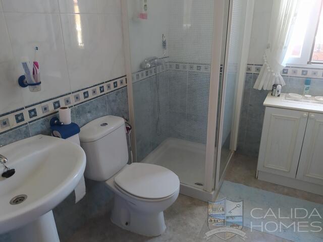 Villa Felicitas: Resale Villa for Sale in Arboleas, Almería