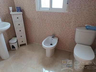 Villa Feliz: Herverkoop Villa in Albanchez, Almería
