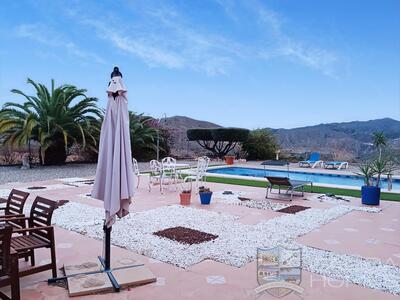 Villa Feliz: Herverkoop Villa in Albanchez, Almería