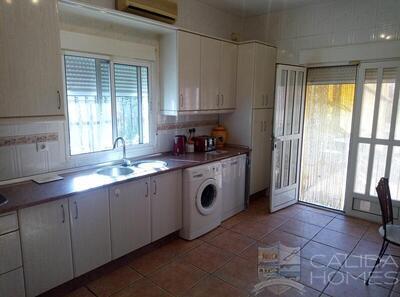 Villa Floral: Herverkoop Villa in Arboleas, Almería