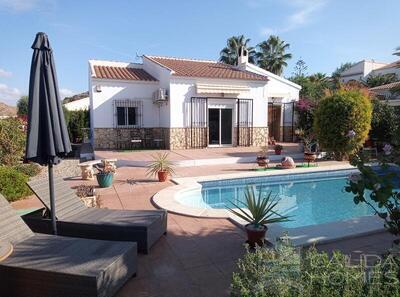 Villa Floral: Herverkoop Villa in Arboleas, Almería