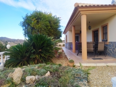 Villa Florence: Resale Villa in Arboleas, Almería