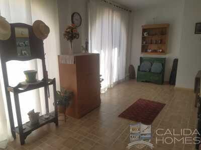Villa Florice: Resale Villa in Arboleas, Almería