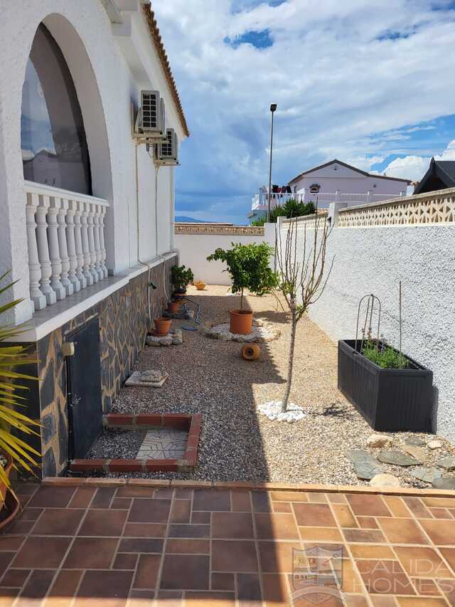 Villa Fortuna: Resale Villa for Sale in camposol, Murcia