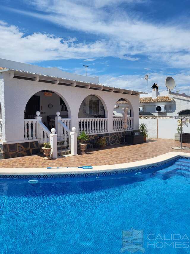 Villa Fortuna: Resale Villa for Sale in camposol, Murcia