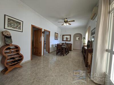 Villa Freesia : Resale Villa in Partaloa, Almería